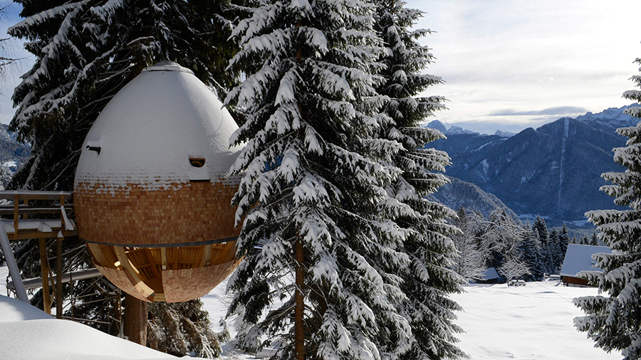 pinecone-tree-house-1.jpg