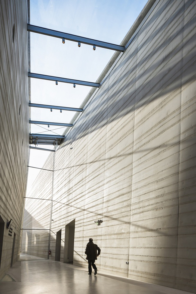 2012119_OS_N303_edited-1.jpg