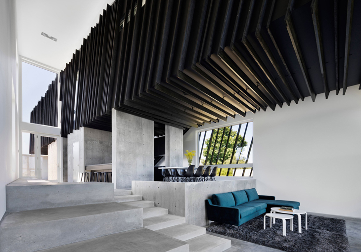 sleeve-house-4copy.jpg