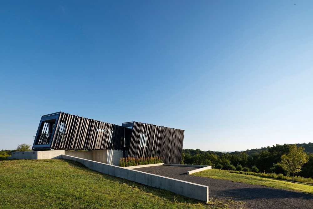 sleeve-house-3.jpg