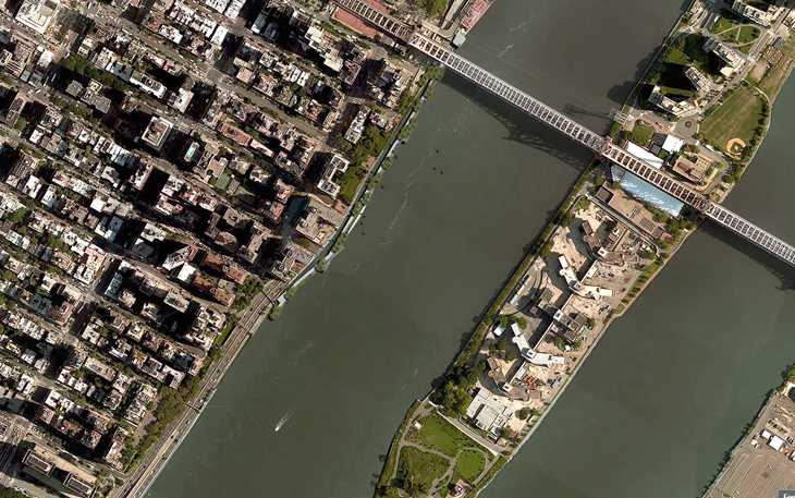 east-midtown-greenway-why-grounds-pathway-new-york-usa_dezeen_2364_col_0730.jpg