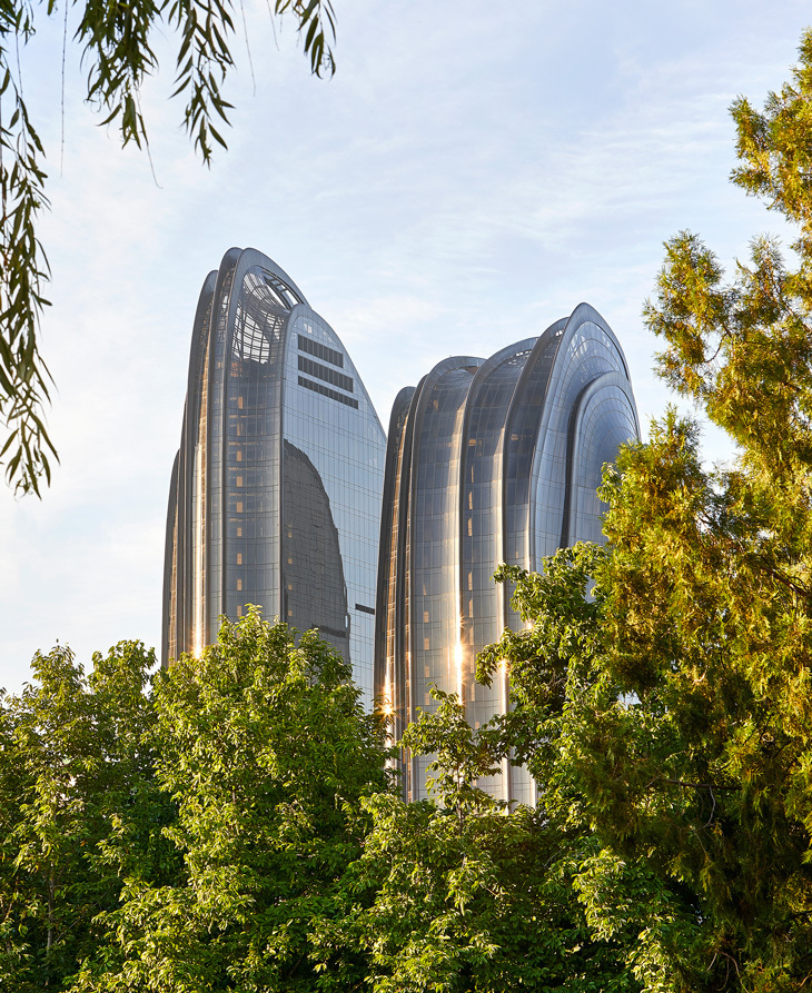 MAD_Chaoyang-Park-Plaza_by-Hufton+Crow_07.jpg