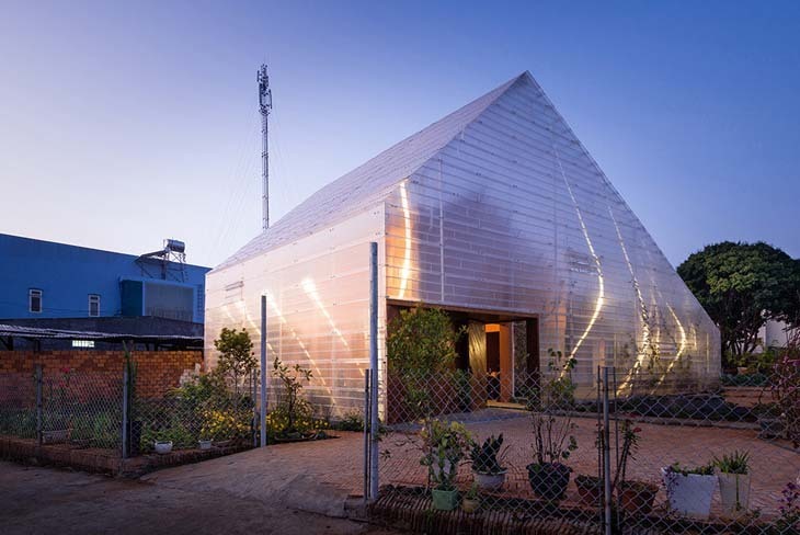 FAHOUSE_01.jpg