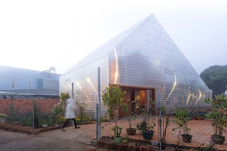 FAHOUSE_03.jpg