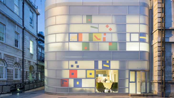 Maggies_StevenHoll.jpg