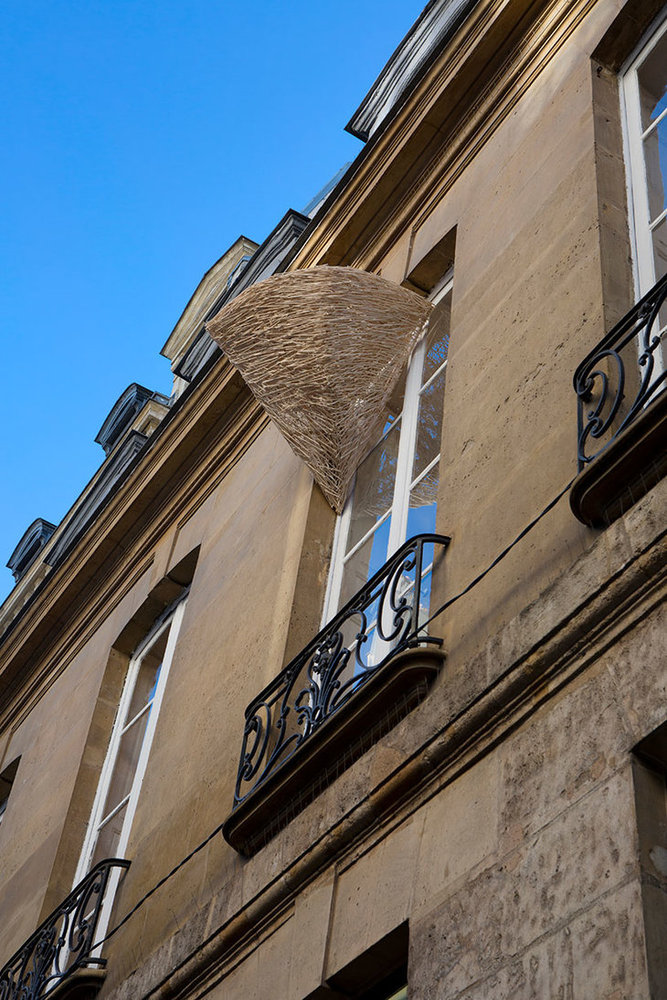 rsz_tadashi-kawamata-nest-kamel-mennour-desigbboom-013.jpg