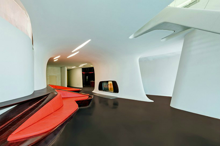 zaha_hadid_rus_1111.jpg