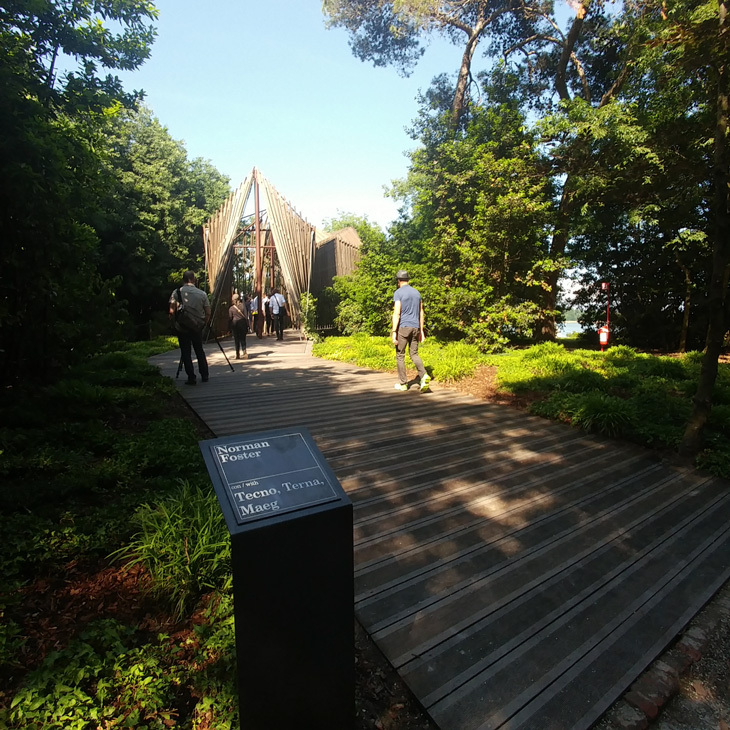 normanfoster01.jpg