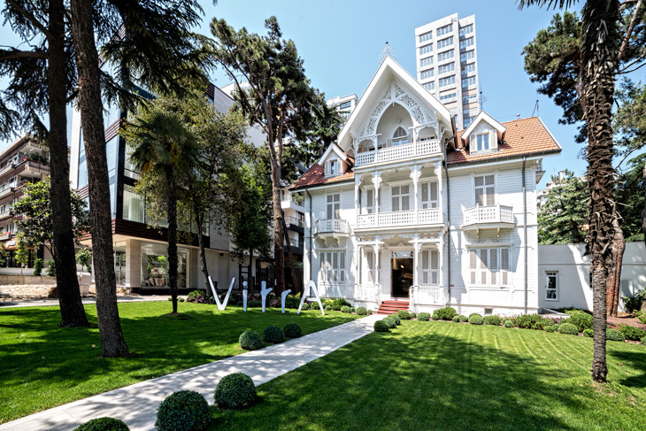 VitrASuadiye1.jpg