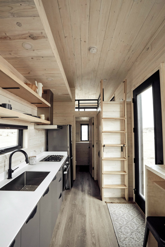 the-drake-lank-ark-rv-architecture-mobile-home-usa_dezeen_2364_col_12-1704x2556.jpg