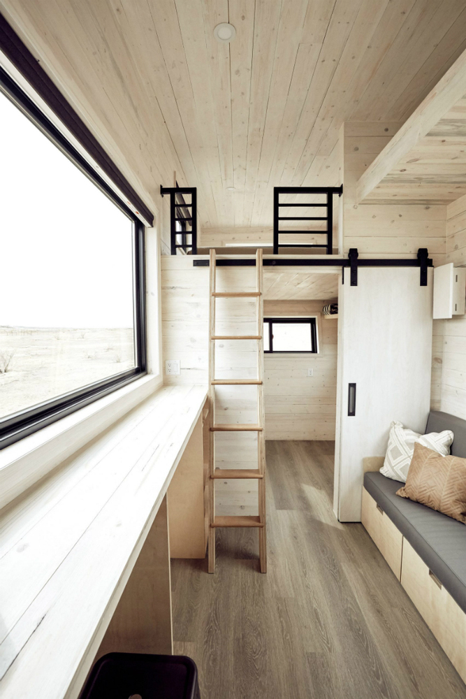the-drake-lank-ark-rv-architecture-mobile-home-usa_dezeen_2364_col_9-1704x2556.jpg