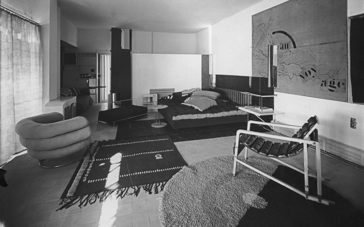 VillaE_1027.jpg