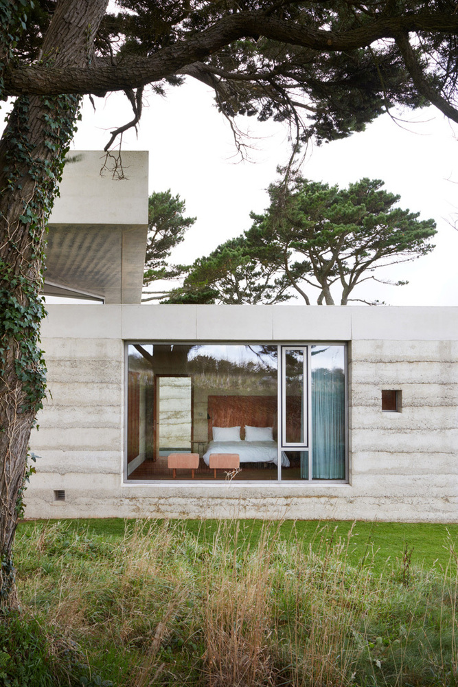 peter-zumthor-secular-retreat03.jpg