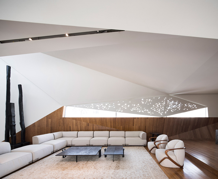 rock-house-agi-architects_dezeen_2364_col_23 (1)730.jpg