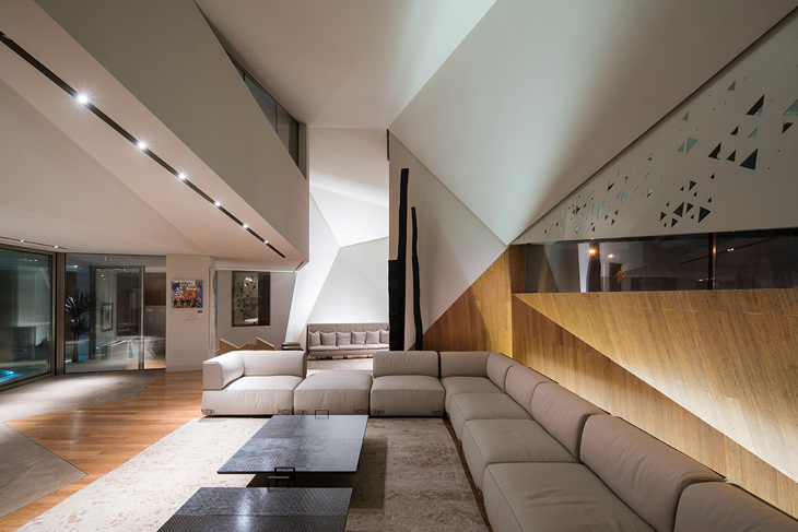 rock-house-agi-architects_dezeen_2364_col_25730.jpg