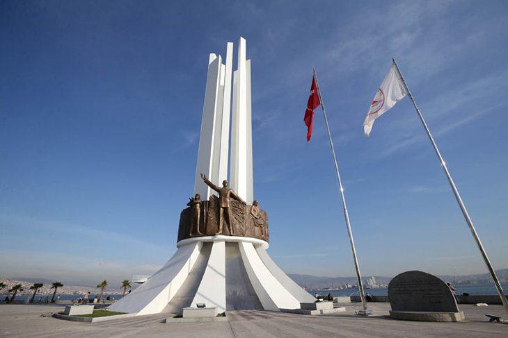 Karsiyaka_4292.jpg