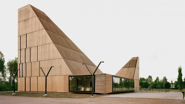 valer-kirke-espen-surnevik-1.jpg