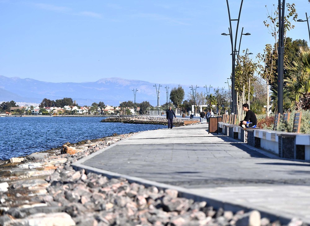Sahilevleri Kıyı Projesi (Volkan Barboros, Hüseyin Öztürk, İzmir Büyükşehir Belediyesi)