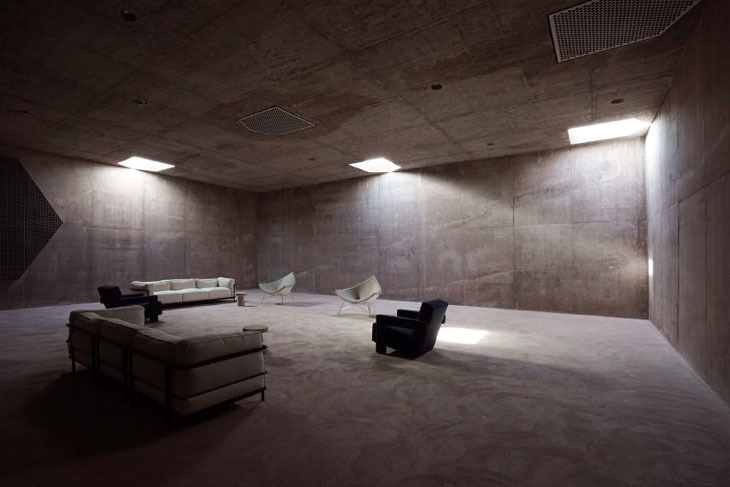 valerio-olgiati-pearling-path-entrance-muharraq-bahrain-designboom-07.jpg
