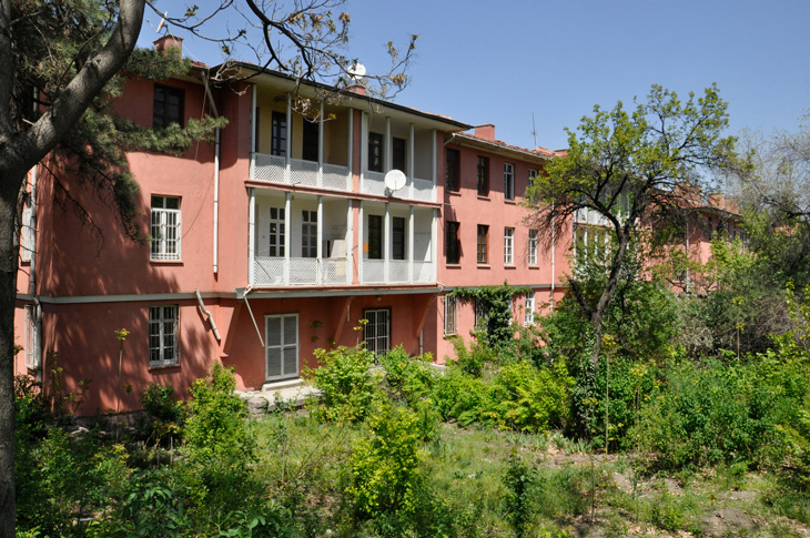 saracoglu_otopark.jpg