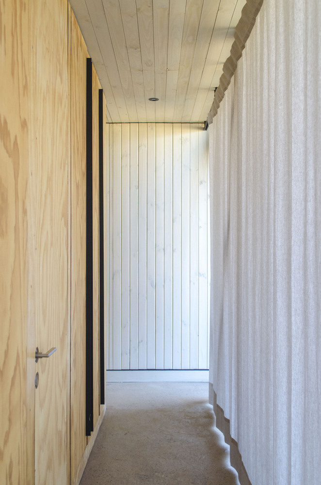 21_Guest House 8q_3370 Studio.jpg