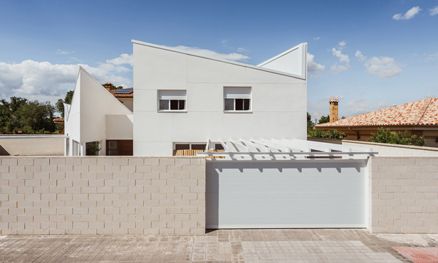 OOIIO Arquitectura Casa Albania_08.jpg