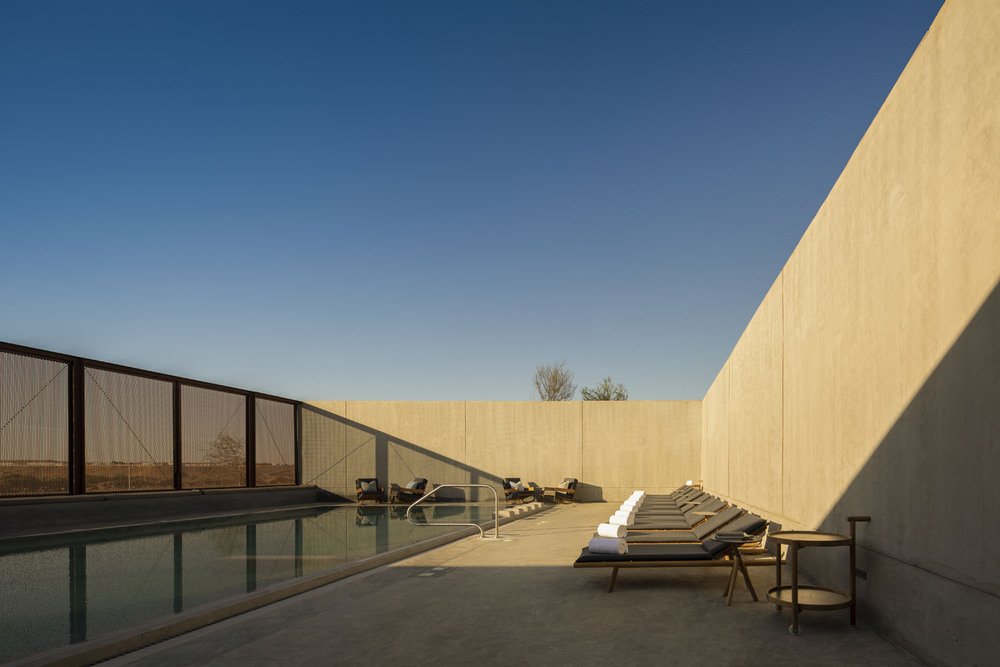 ©ANARCHITECT_Al_Faya_Lodge_Photo_Fernando_Guerra (68).jpg