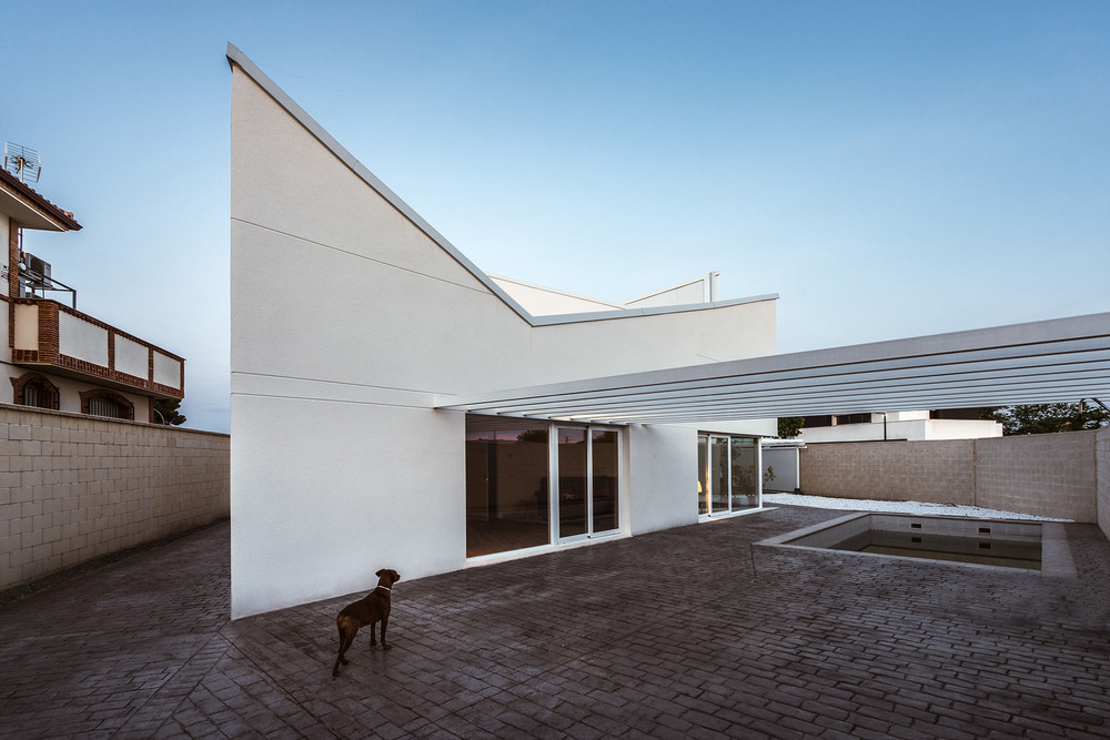 OOIIO Arquitectura Casa Albania_02.jpg