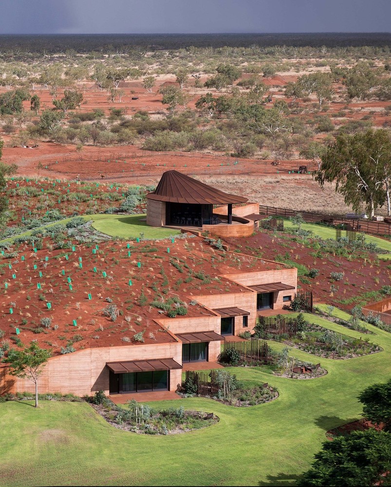 luigi rosselli architects   the great wall of WA   04.jpg