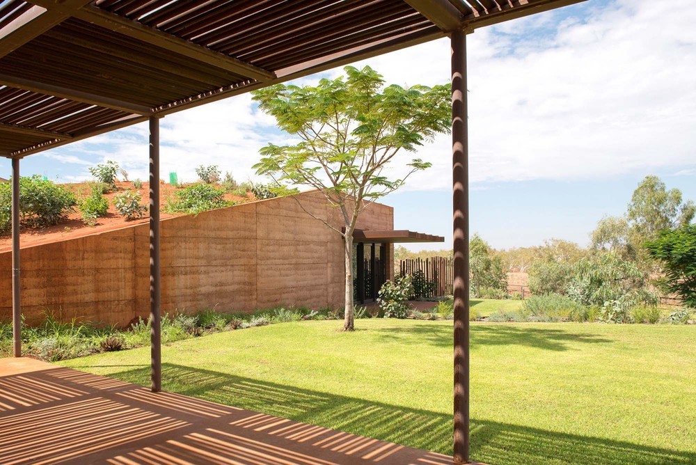 luigi rosselli architects   the great wall of WA   12.jpg