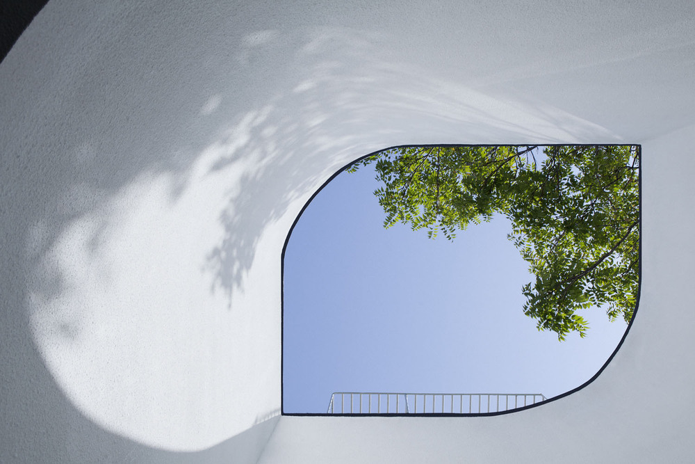 courtyard3.jpg