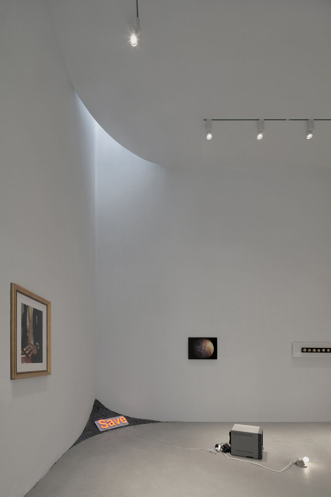 interior1.jpg