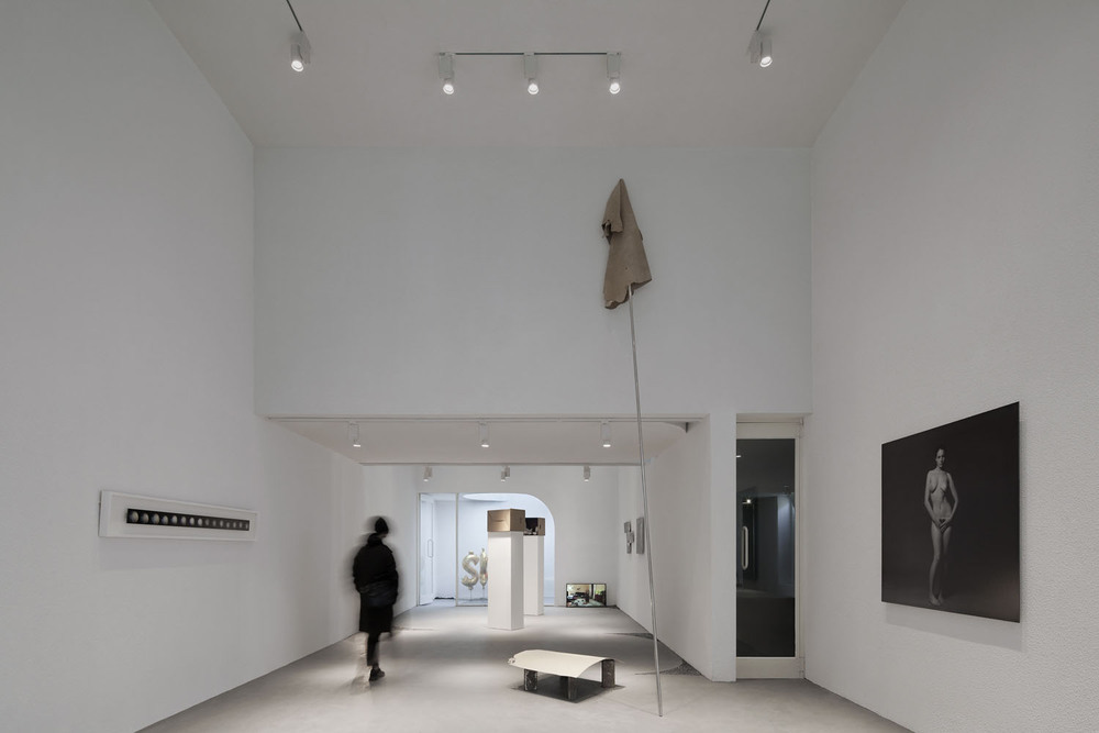 interior2.jpg