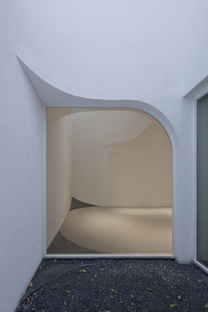 interior4.jpg