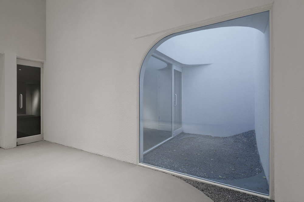 interior5.jpg