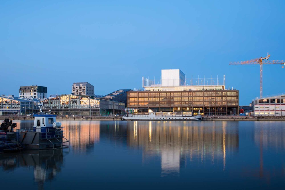 AAKingKong-Dock_G6_photo_Arthur_Pequin_1-vue_bassins_à_flot.jpg