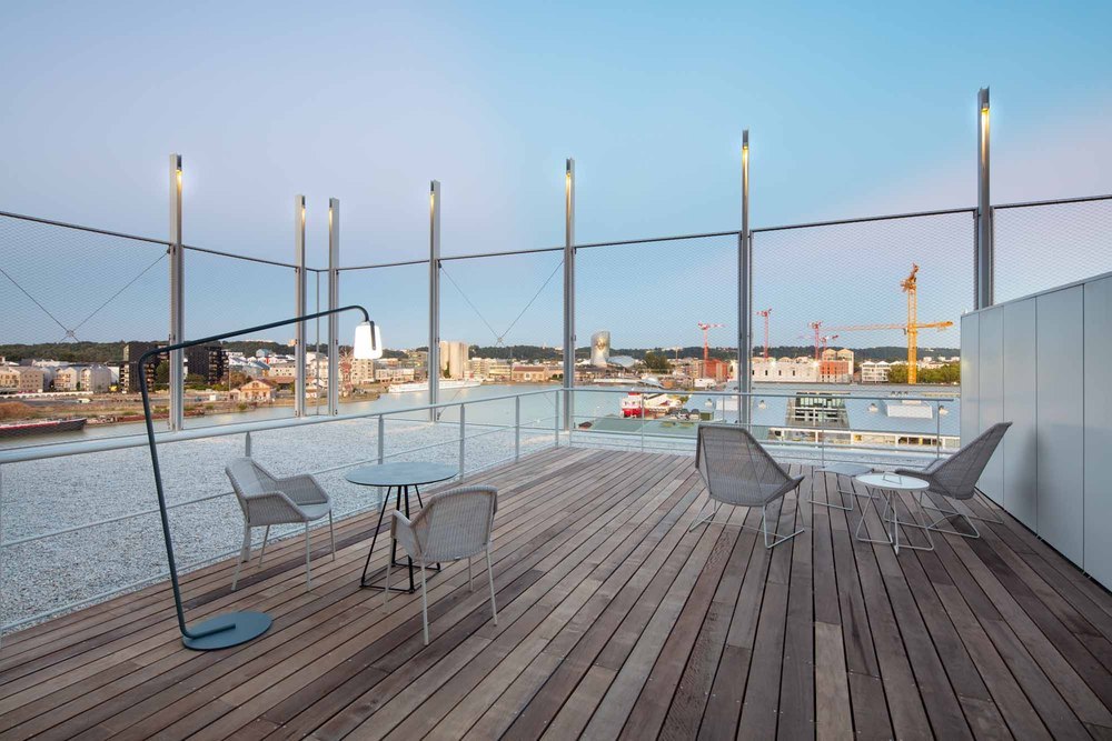 AAKingKong-Dock_G6_photo_Arthur_Pequin_13-R+6-terrasse_privative_suite.jpg