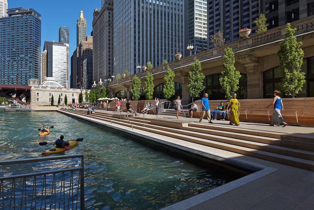 ChicagoRiverwalk_KateJoyce_07.jpg