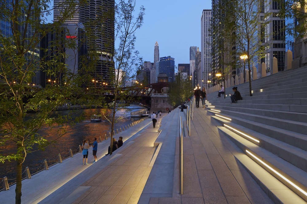 ChicagoRiverwalk_KateJoyce_16.jpg