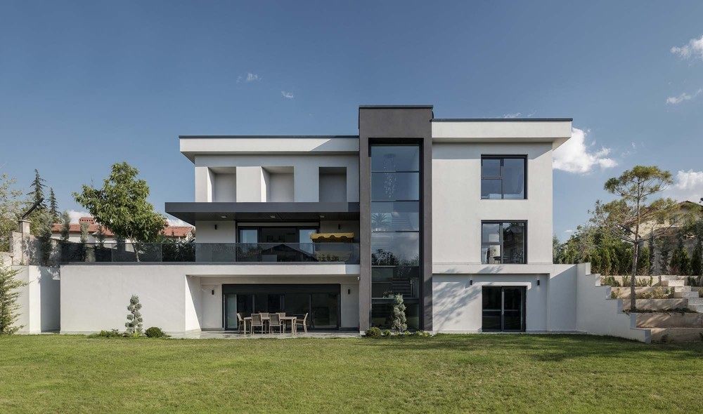b evi (17).jpg