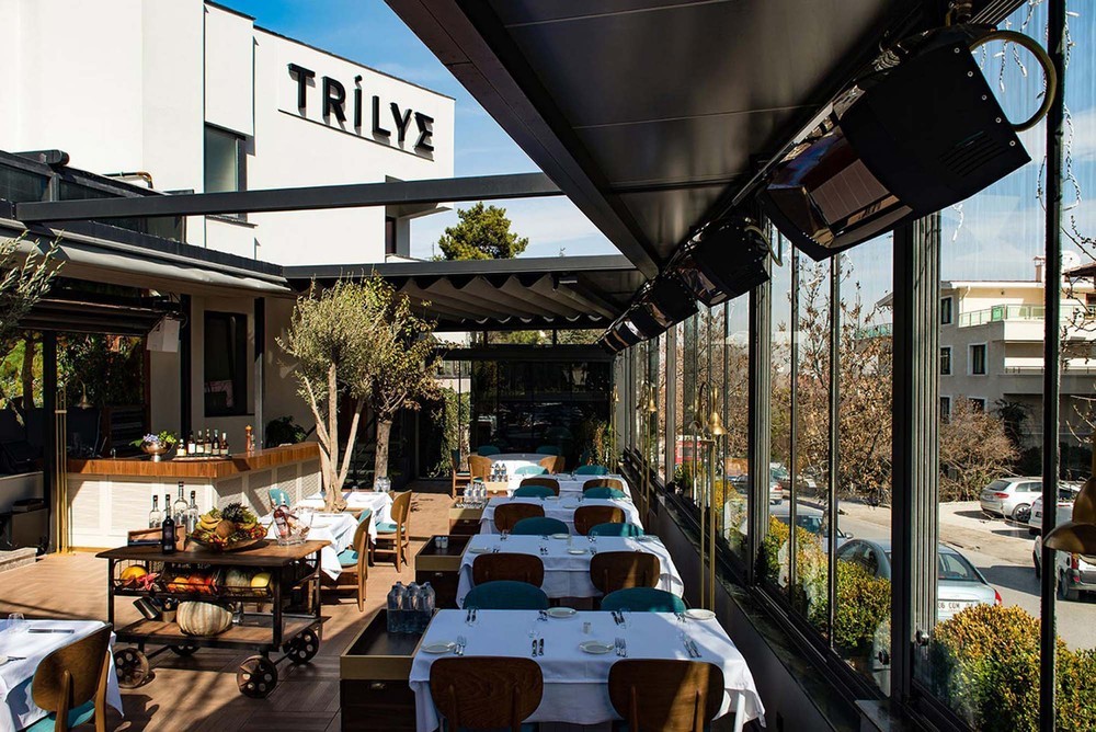 Trilyerestoran3.jpg