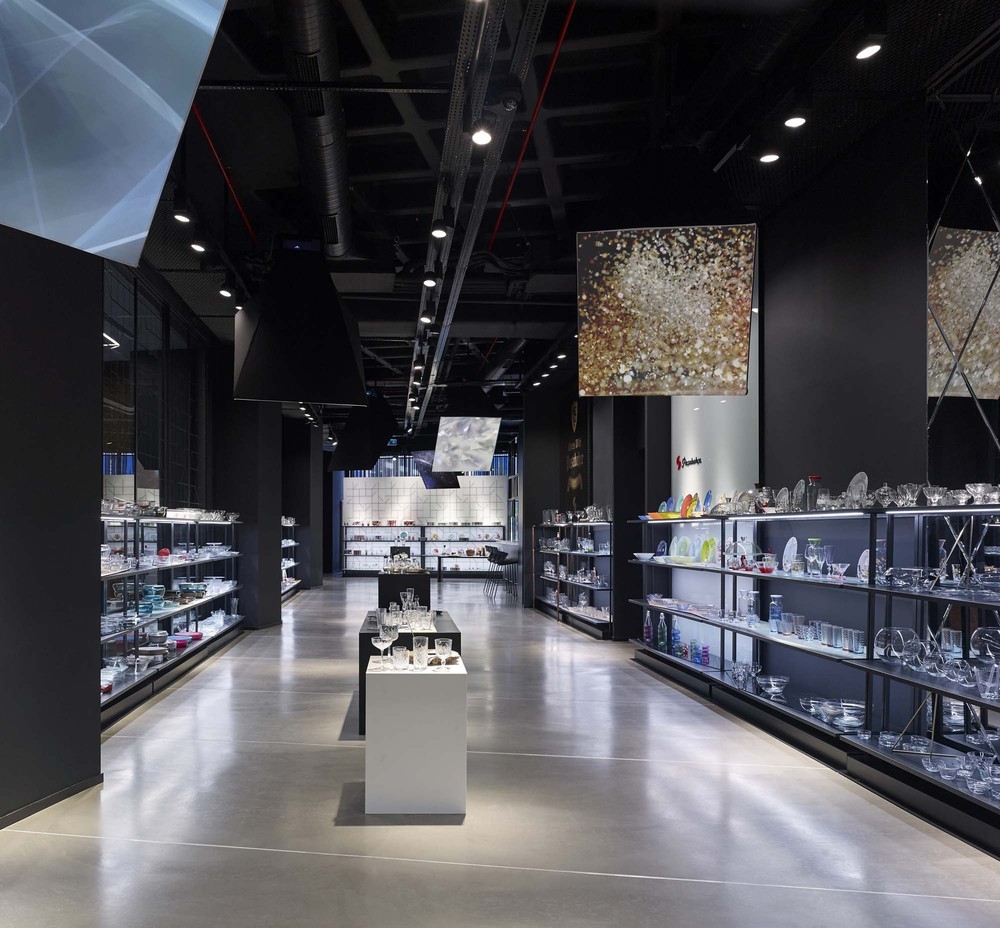 Demirden Design Pasabahce Showroom 003.jpg