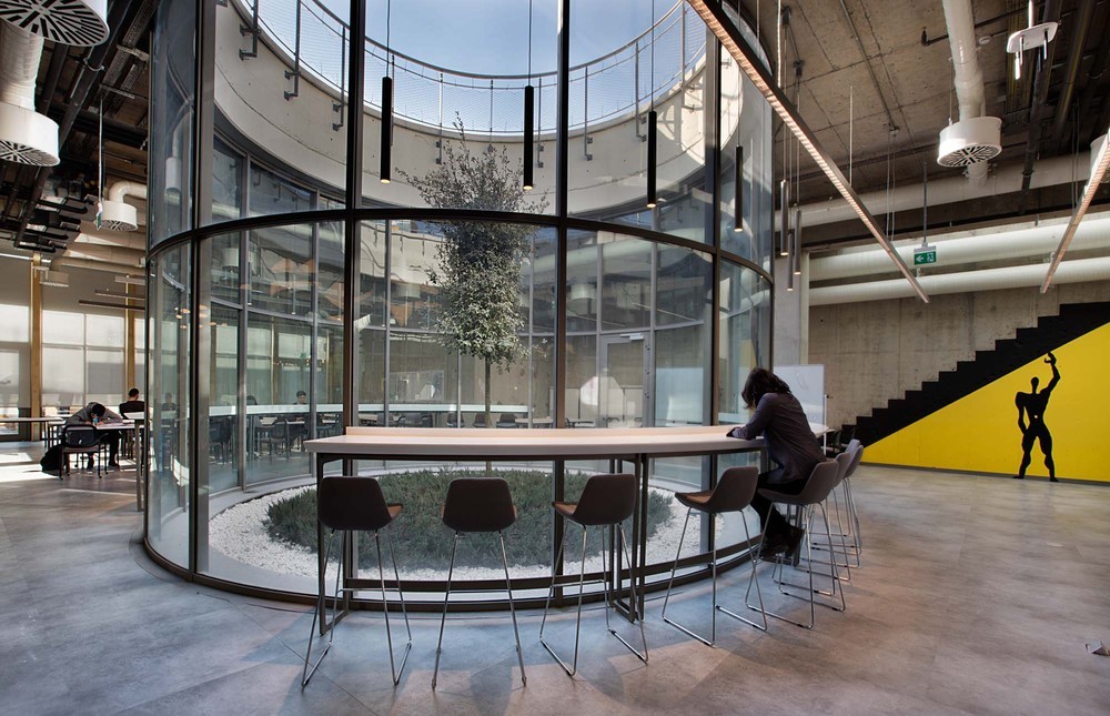 ES-LAB_  (7).jpg