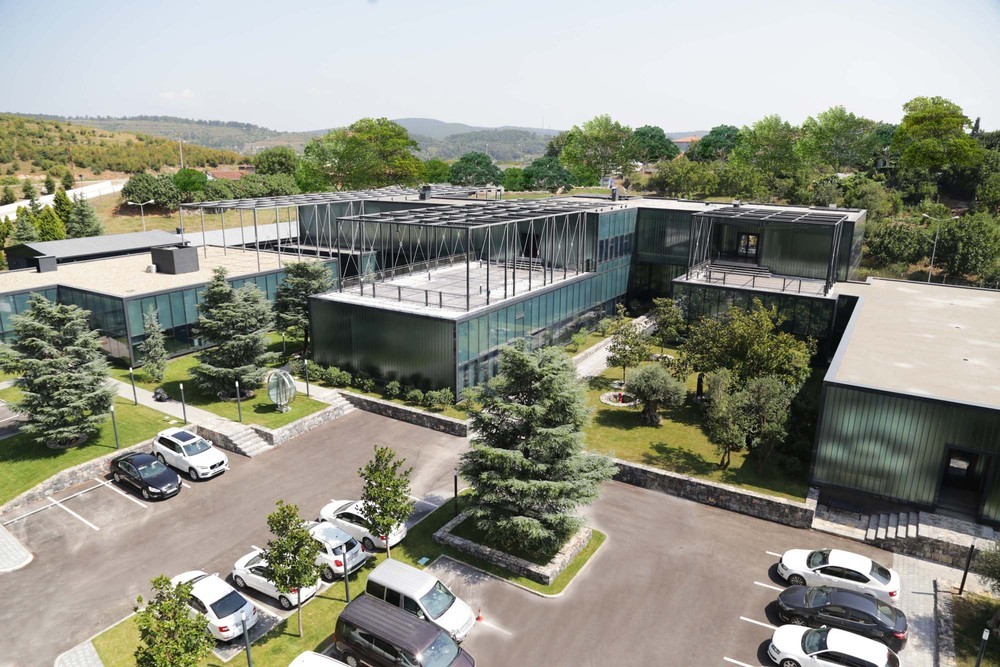 Exterior11_Enka_Office_GadArchitecture.jpg