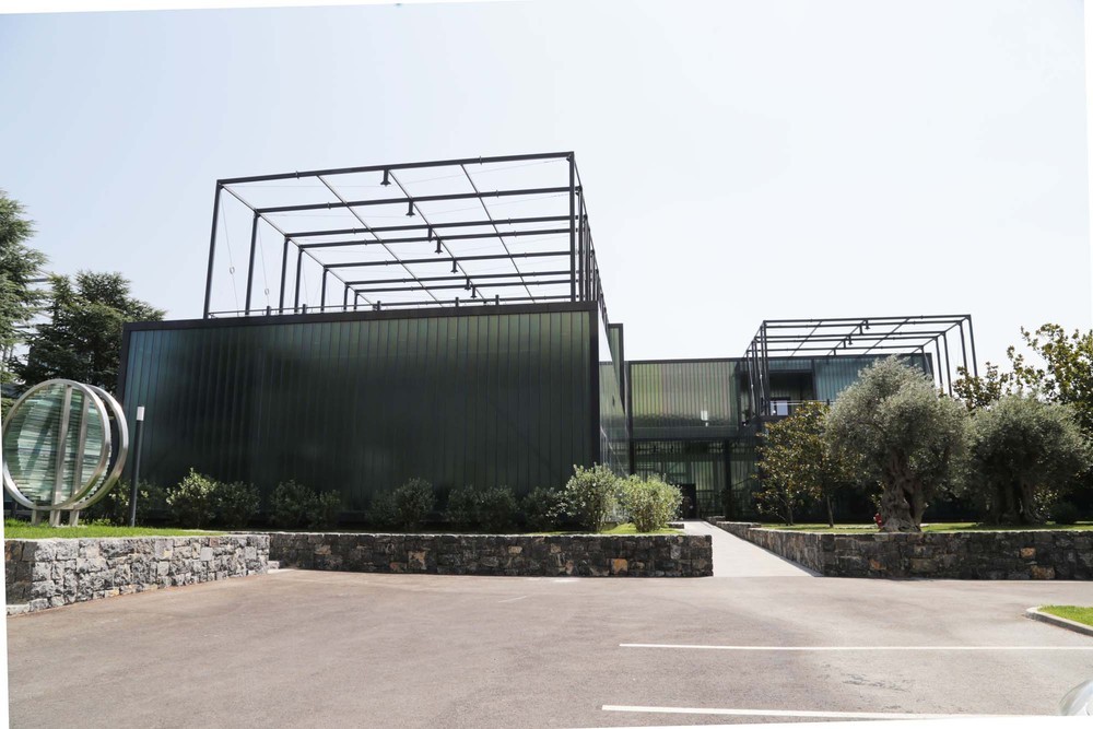 Exterior5_Enka_Office_GadArchitecture.jpg