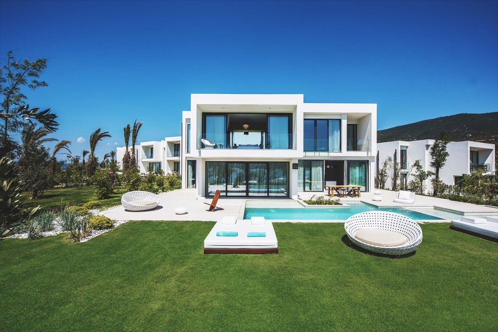 nikki_beach (23).jpg