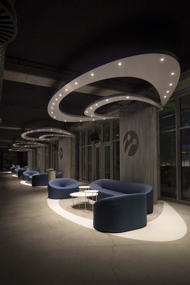 TurkcellPlatinumLounge_5.jpg