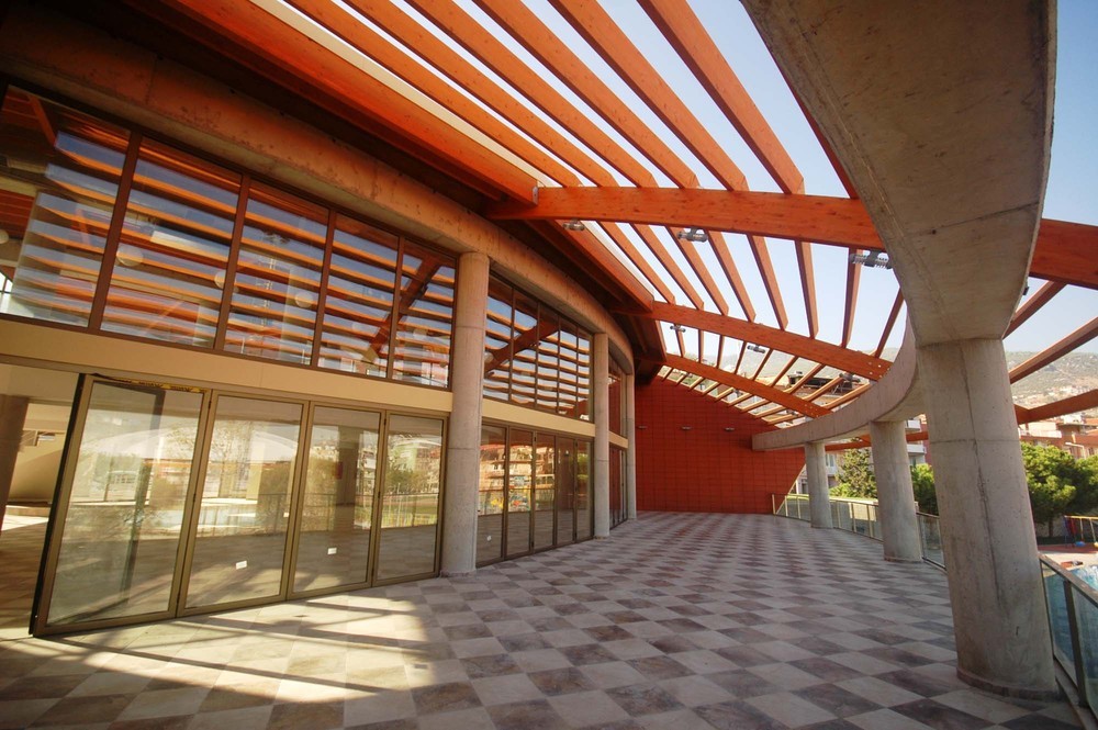 7- Kafeterya veranda.JPG