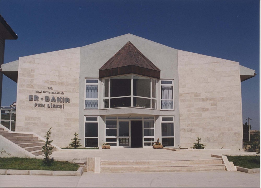 Erb.Fen Lisesi.jpg