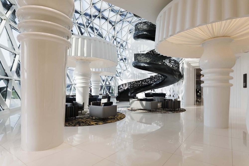 MW_MondrianDoha_atrium_04.jpg